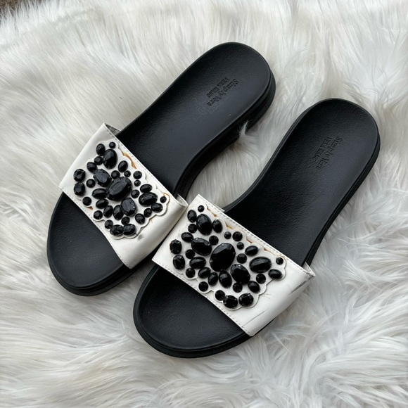 vera wang white sandals